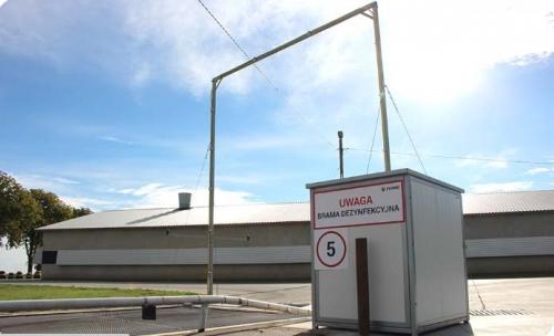 Vehicle disinfection gate