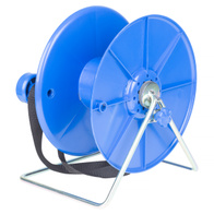 Retractor with lock and brake for fencing's hoses