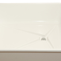 Bathing pool for pigeons large with drain plug