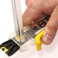 Applicator of overlays for beaks A-bits for young birds - tray 50 pcs.