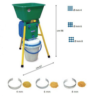 Flour and feed grinder - power 900 W