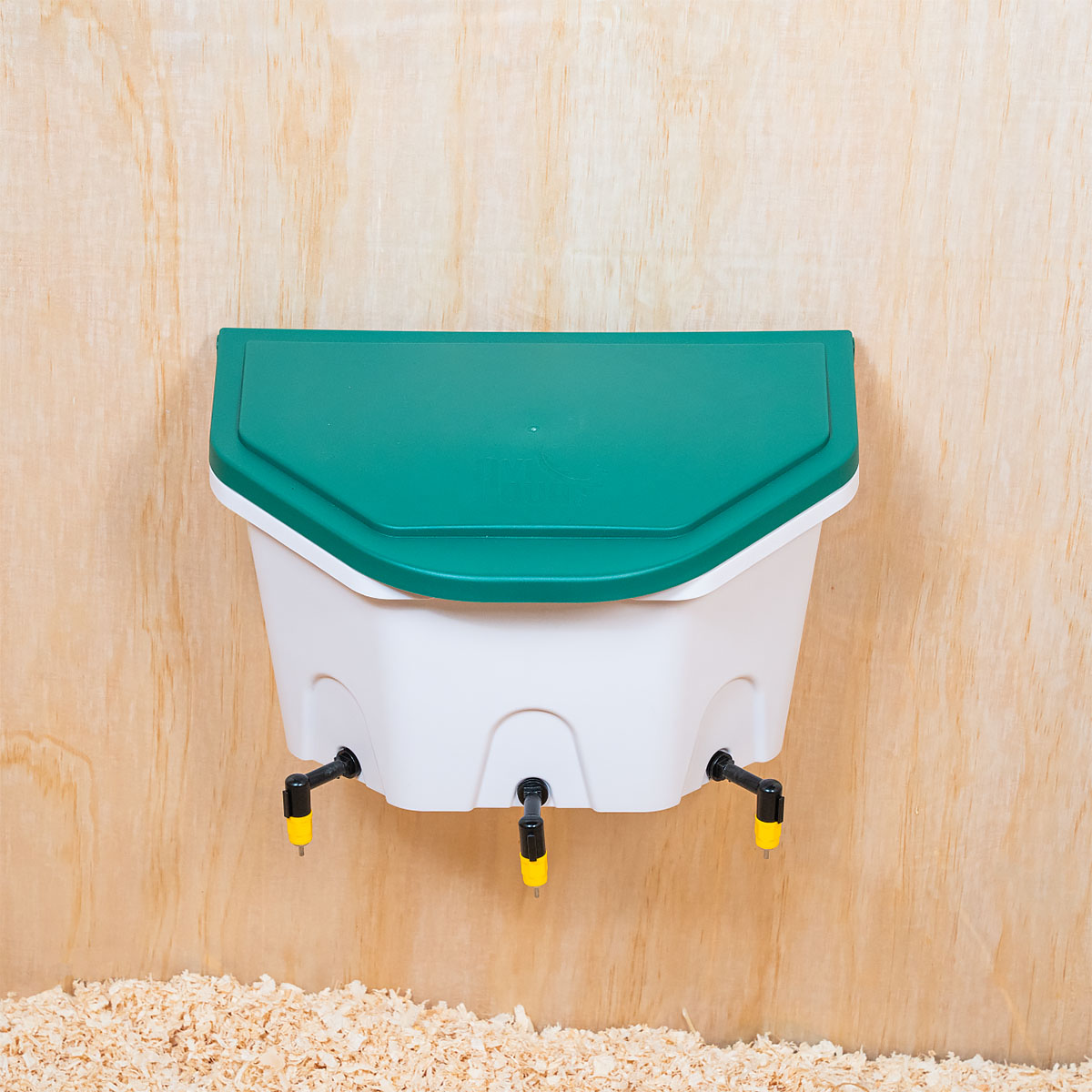 Automatic drinker 8 l for poultry with nipples KAPIK