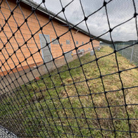 Polyethylene net mesh for aviaries 2.5 x 2.5 cm black